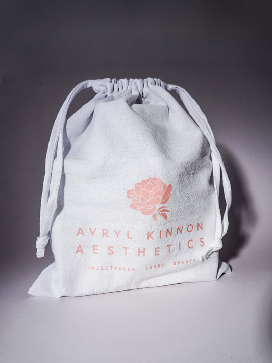 🎁 AKA COSMETICS TRAVEL BAG (100% off)