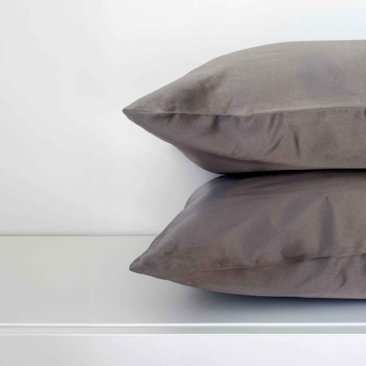 AKA SLEEP SILK SLUMBER PILLOW CASES